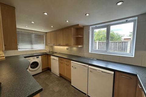 49 The Meadows, Howden, Goole, DN14 7DU