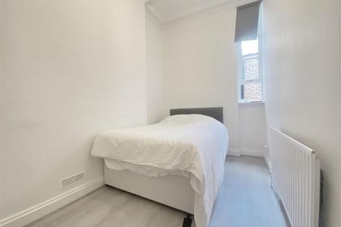 2 bedroom flat to rent, York Street, Marylebone, London