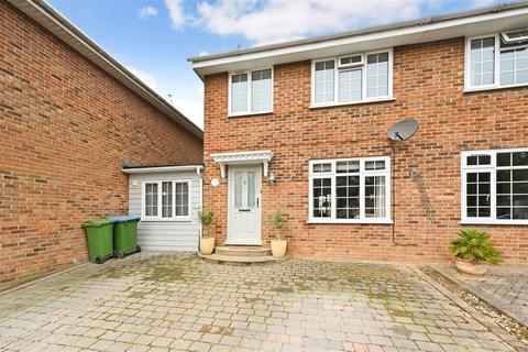 3 bedroom house for sale, Downview Road, Yapton