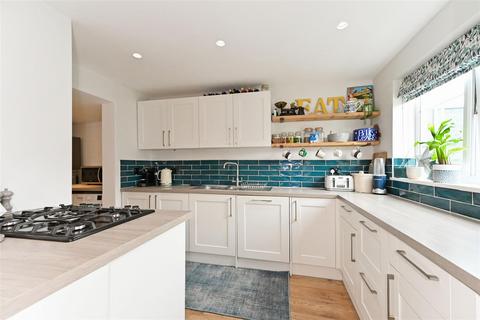 23 Downview Road, Yapton, Arundel, BN18 0HL