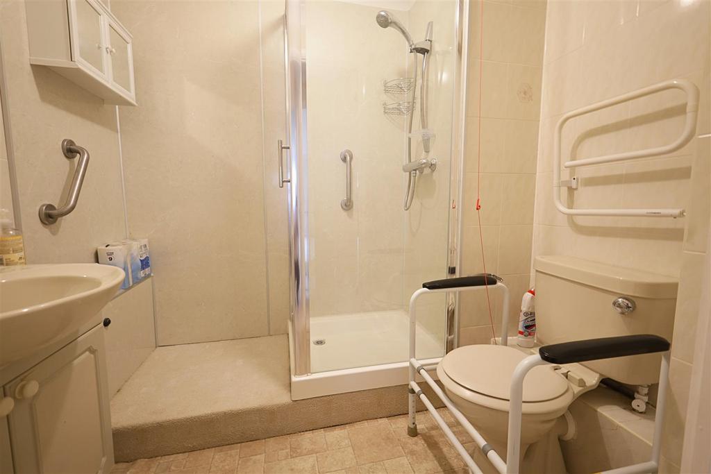 Shower room(formerly bathroom)