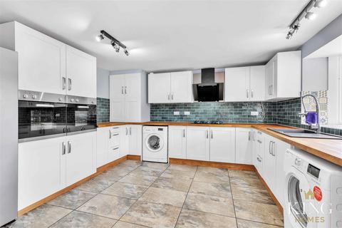 67 Tower Hill, Bidford On Avon, Alcester, B50 4DZ