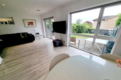 3 bedroom semi-detached house for sale, Carson Road, Cockfosters, EN4