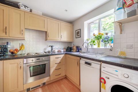 2 bedroom apartment for sale, Kingswood Close, Camberley GU15