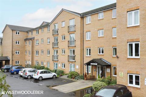 1 bedroom apartment for sale, Benstede Court, Hoddesdon EN11