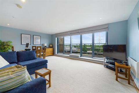 2 bedroom flat for sale, Chapter Way, Colliers Wood SW19