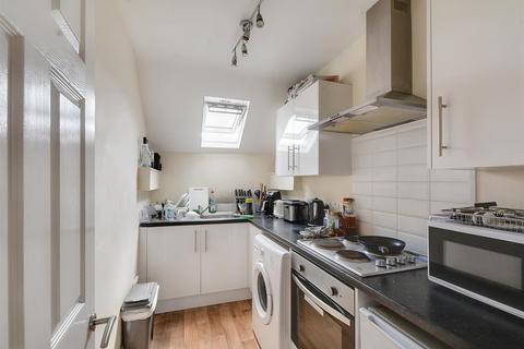 3 bedroom flat for sale, Ebury Road, Nottingham