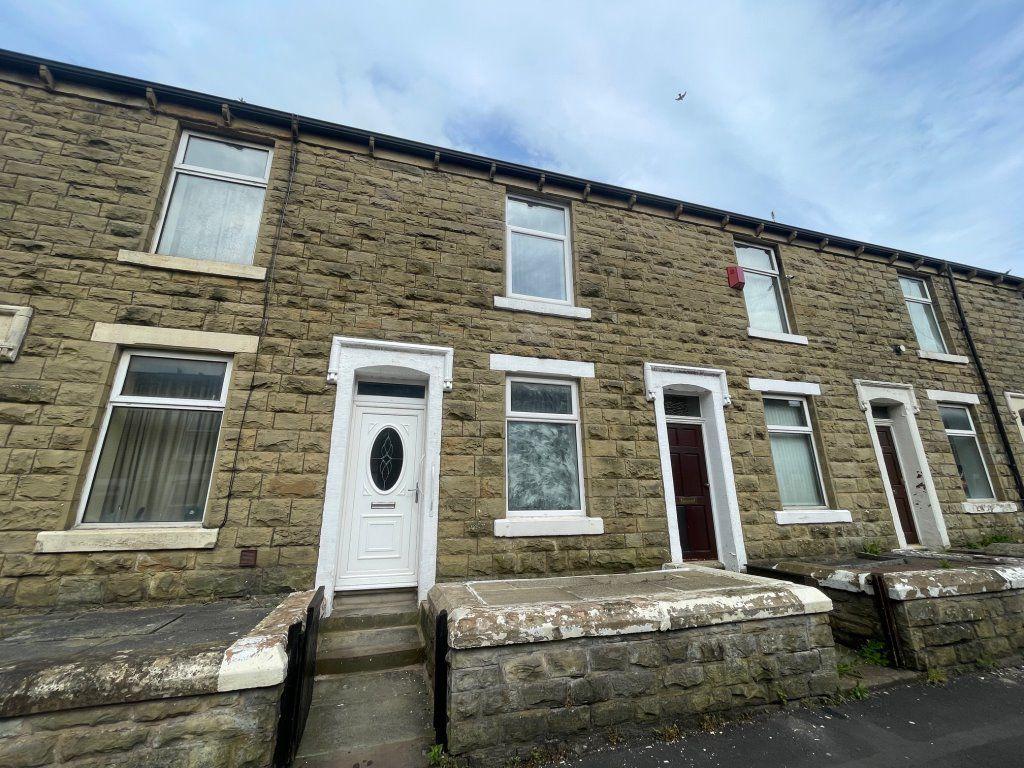 Belfield Road, Accrington, Lancashire 2 bed terraced house £525 pcm