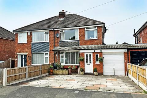 3 bedroom semi-detached house for sale, Wentworth Avenue, Timperley, Altrincham
