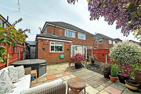 3 bedroom semi-detached house for sale, Wentworth Avenue, Timperley, Altrincham