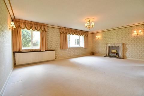 3 bedroom apartment for sale, Ambassador Court, 42 Kenilworth Road, Leamington Spa