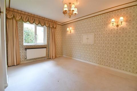 3 bedroom apartment for sale, Ambassador Court, Kenilworth Road, Leamington Spa