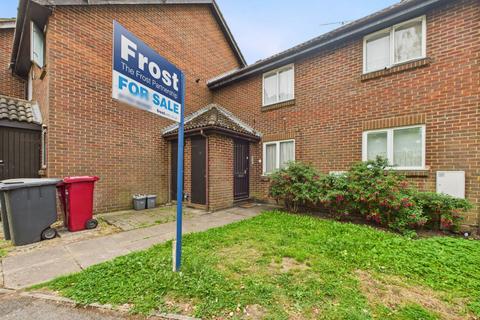 Studio for sale, Albany Park, Colnbrook, Berkshire, SL3