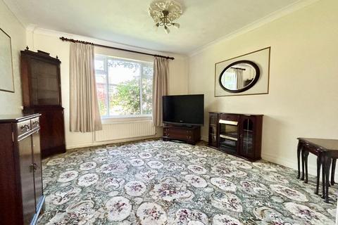 3 bedroom terraced house for sale, Warren Gardens, Chapeltown, Sheffield
