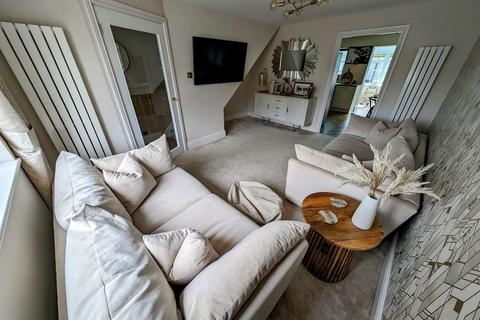 3 bedroom semi-detached house for sale, York Close, Yate, Bristol
