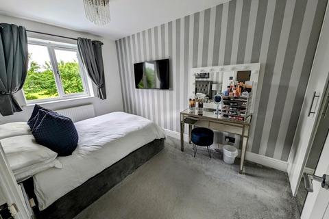 17 York Close, Yate, Bristol, BS37 5XA