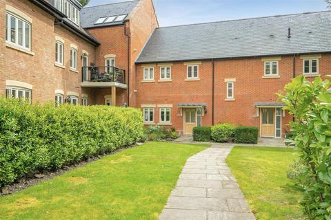 2 bedroom maisonette for sale, Boleyn Mews, Ascot