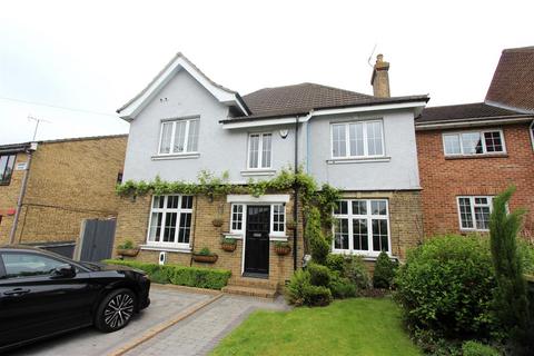 4 bedroom detached house for sale, Sir Evelyn Road, Rochester ME1
