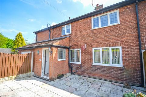 4 bedroom semi-detached house for sale, New Road, Barlborough, Chesterfield, S43