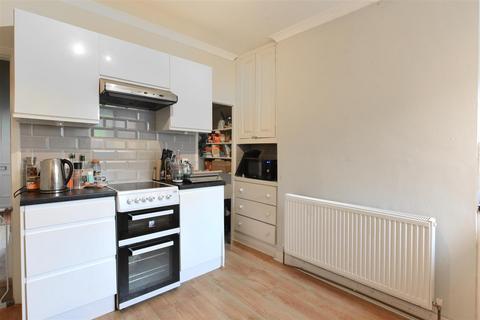 2 bedroom terraced house for sale, Kensington Street, York