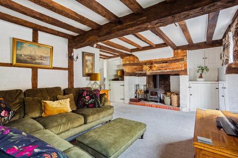 2 bedroom cottage for sale, High Street, Downton