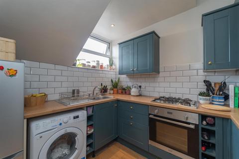Flat 3, 5 Athol Road, Manchester, M16 8QW