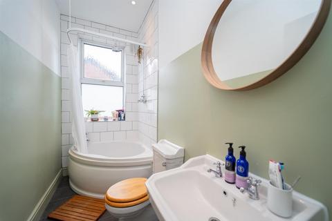 Flat 3, 5 Athol Road, Manchester, M16 8QW