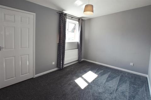 2 bedroom terraced house to rent, New Street, Oakham