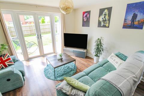 14 Belfry Drive, Corby, NN17 5GN
