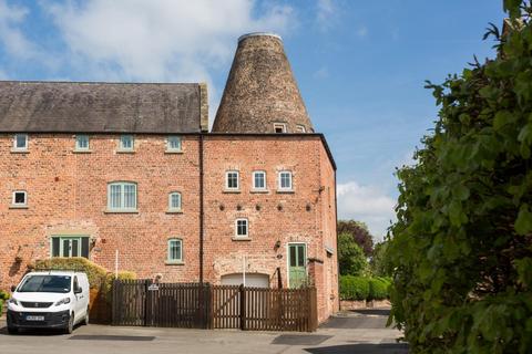 3 bedroom end of terrace house for sale, Waterside, Boroughbridge