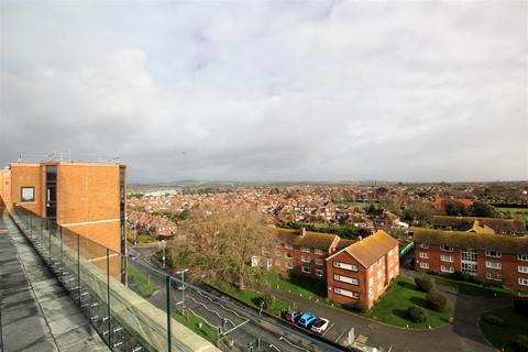 2 bedroom apartment for sale, Strand Parade, Goring-by-Sea, Worthing