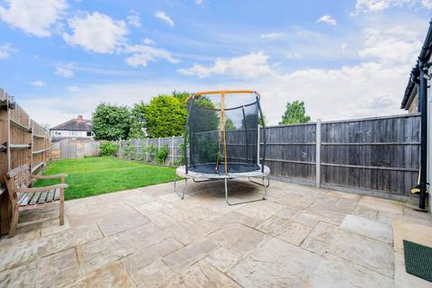 3 bedroom semi-detached house for sale, Station Avenue, West Ewell