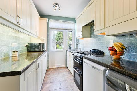 78 Ardrossan Gardens, Worcester Park, KT4 7AX