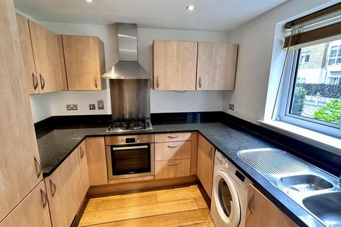 1 bedroom apartment for sale, Admiral Walk, London W9