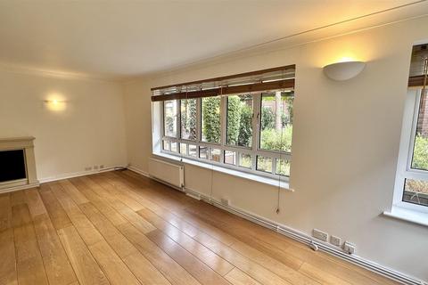 1 bedroom apartment for sale, Admiral Walk, London W9