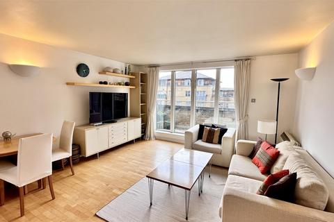 2 bedroom flat for sale, Elmfield Way, London W9