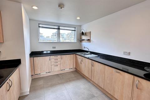 2 bedroom flat for sale, Elmfield Way, London W9
