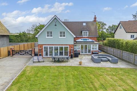 5 bedroom detached house for sale, Hornells Corner, Little Leighs, Chelmsford