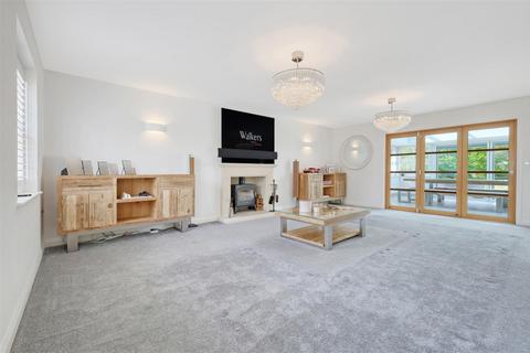 5 bedroom detached house for sale, Hornells Corner, Little Leighs, Chelmsford