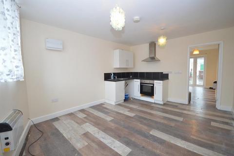 1 bedroom flat to rent, Beancroft Road, Castleford