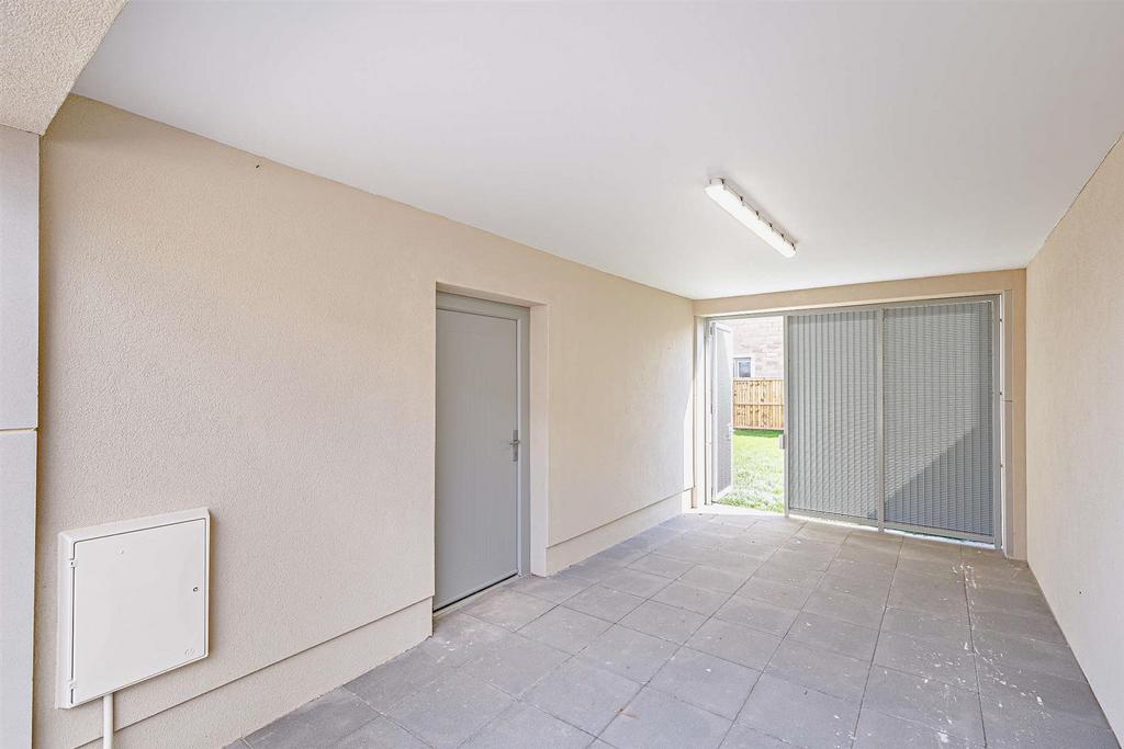 Integral Car Port