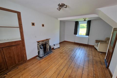 3 Pantydderwen, Llandre, Bow Street, SY24 5BT