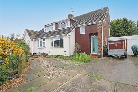 4 bedroom semi-detached house for sale, Butterfield Road, Boreham, Chelmsford