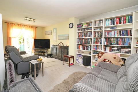 4 bedroom semi-detached house for sale, Butterfield Road, Boreham, Chelmsford