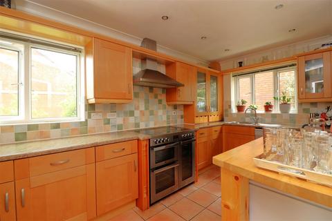 6 bedroom detached house for sale, Cleave Road, Sticklepath, Barnstaple