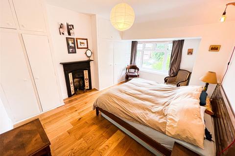 5 bedroom house to rent, Salcombe  Road, London