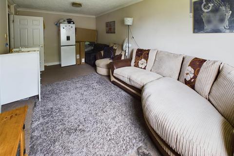 1 bedroom property for sale, Lonsdale Court, Stevenage, Hertfordshire, SG1 5EL