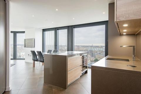 3 bedroom flat to rent, Chronicle Tower,City Road, London