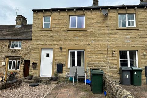 3 bedroom terraced house to rent, St. Johns Close, Silsden, Keighley