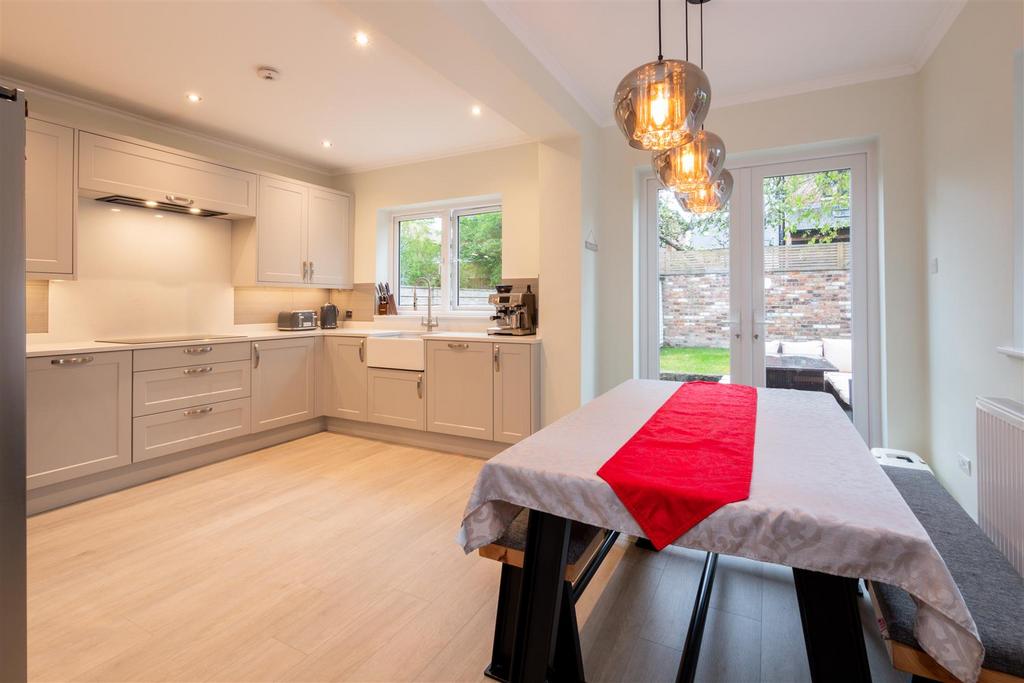 Dining Kitchen